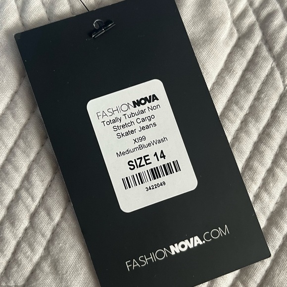 FASHION NOVA Totally Tubular Non Stretch Cargo Skater Jeans - Picture 3 of 5